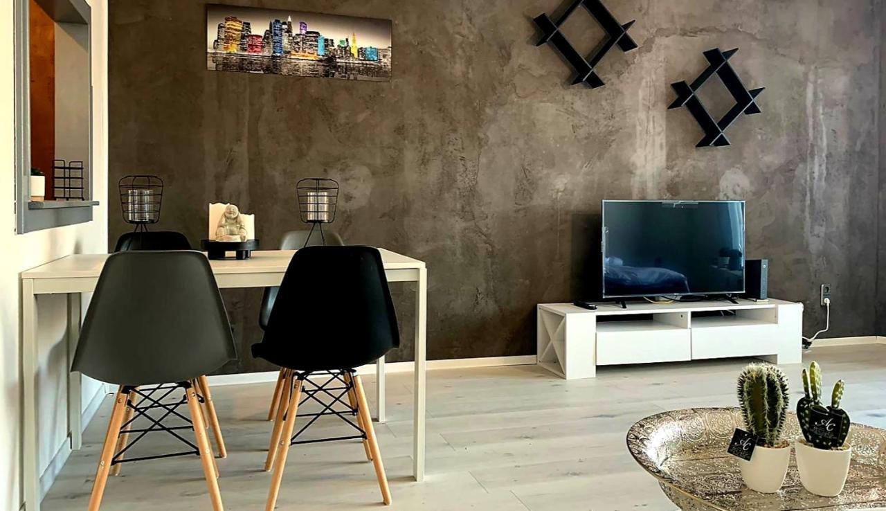 ✪ Beautiful Studio In Center With Amazing View ✪ MHG Kültér fotó